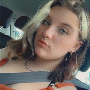 Meet your Posher, Charity